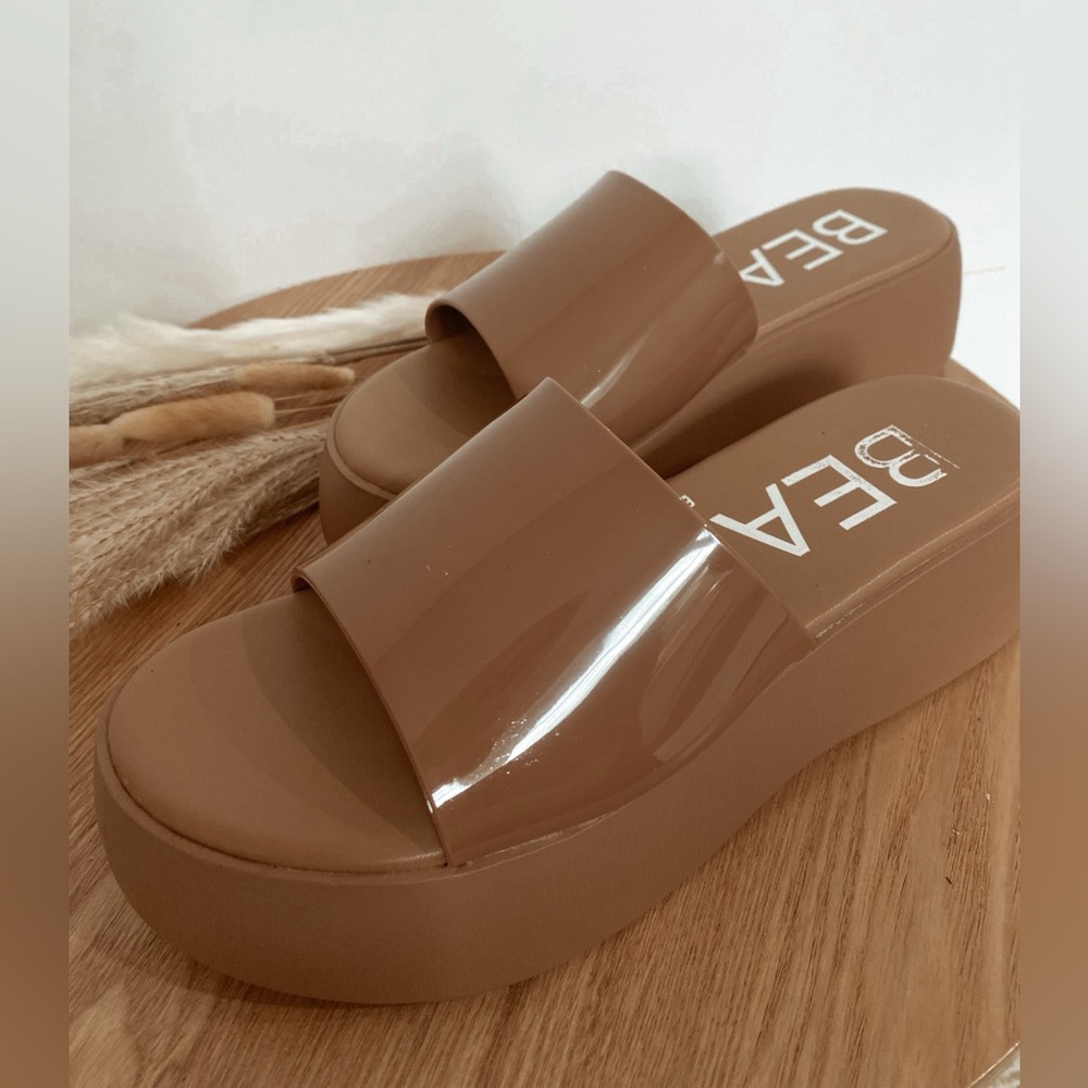 COPY - Platform sandal